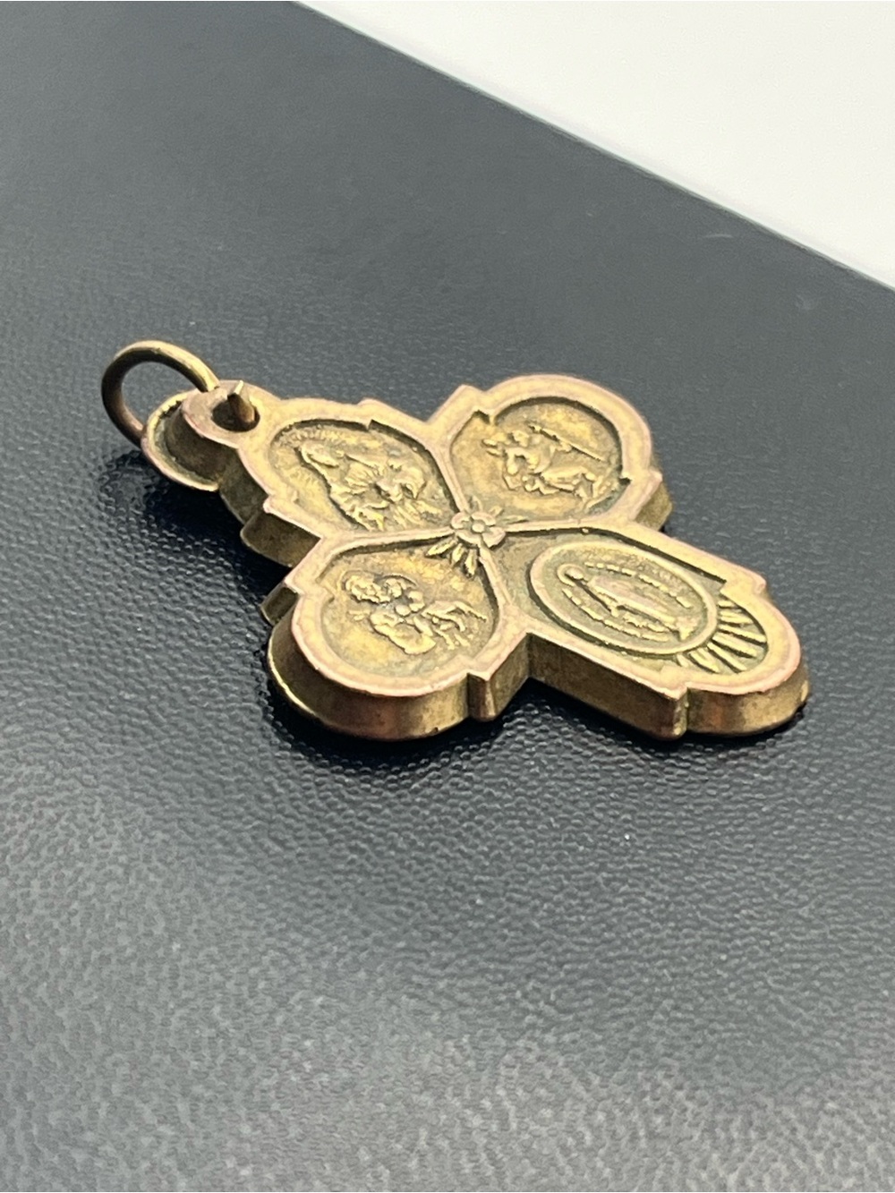 Vintage Catholic Gold tone 4 Way Religious Medal Four Way Cross pendant - Picture 6 of 12